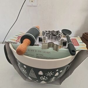 Holiday Baking Set with Rolling Pin and Cookie Cutters